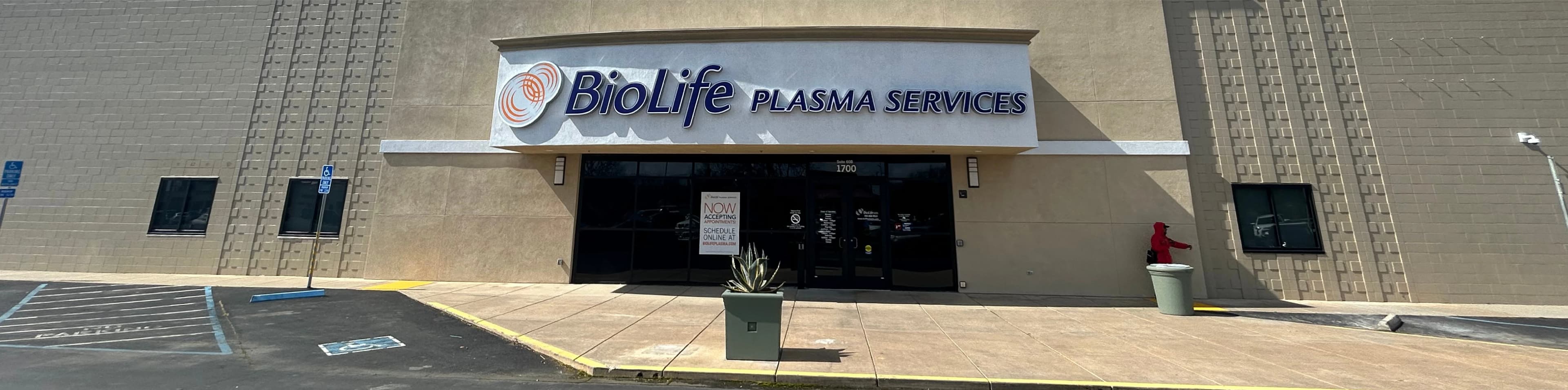 Edificio del Centro de Plasma de BioLife en Modesto, California